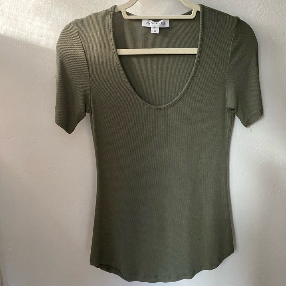 Amour Vert Itana Dream Rib Tee